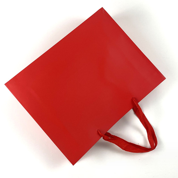 Upscale red packaging bags for luxury brands